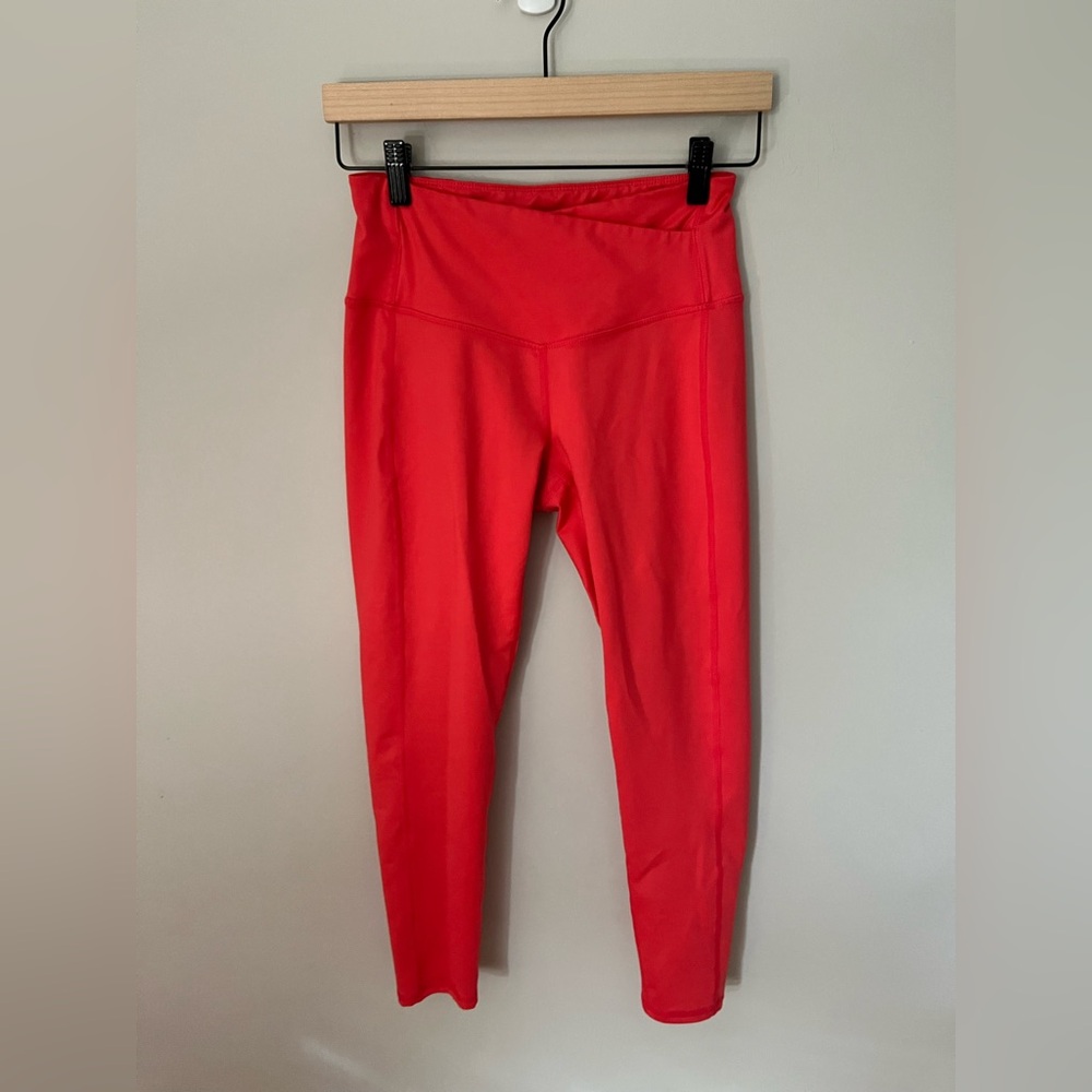 Zella Red 3/4 leggings with cross waist band